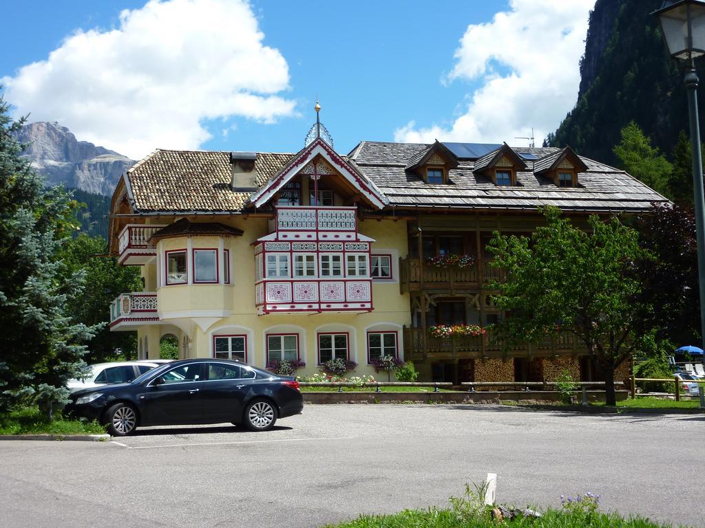 Appartamenti Majon Sotroi Кампителло-ди-Фасса Экстерьер фото